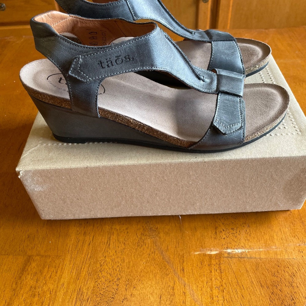 Taos slingback dress sandles